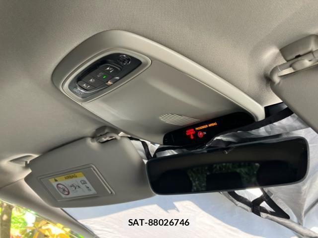 Volvo V40 2017-03 7621130-28