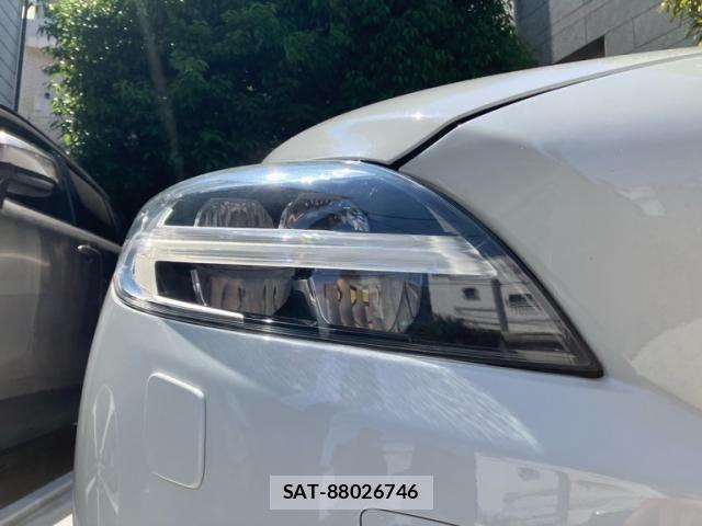 Volvo V40 2017-03 7621130-3