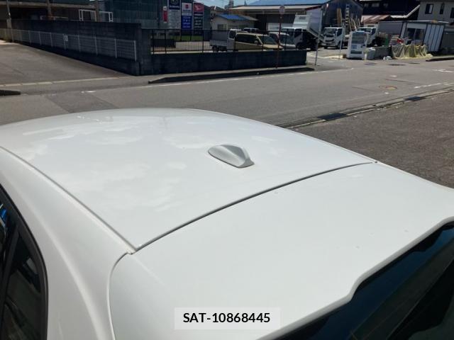 Volvo V40 2017-06 7621131-9