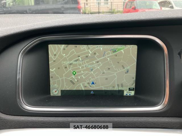 Volvo V40 2015-12 7621135-23