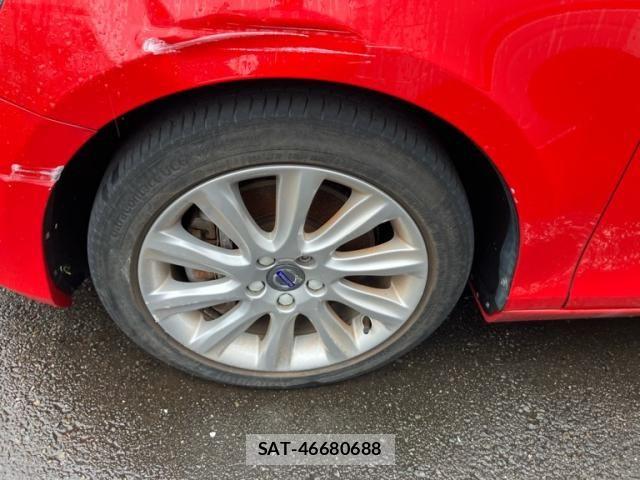 Volvo V40 2015-12 7621135-7