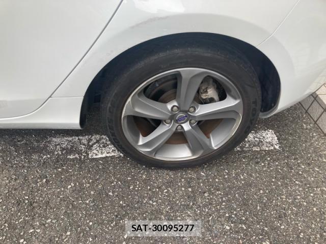 Volvo V40 2013-09 7621133-5