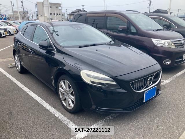 Volvo V40 2017-04 7621132-0