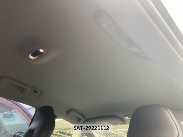 Volvo V40 2017-04 7621132-10