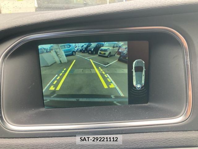 Volvo V40 2017-04 7621132-20