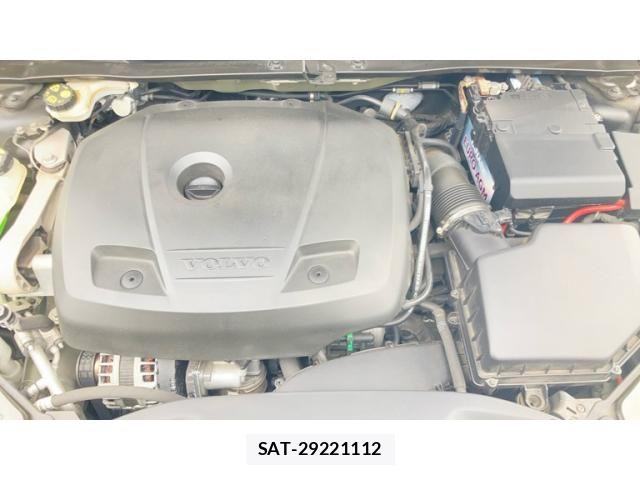 Volvo V40 2017-04 7621132-26