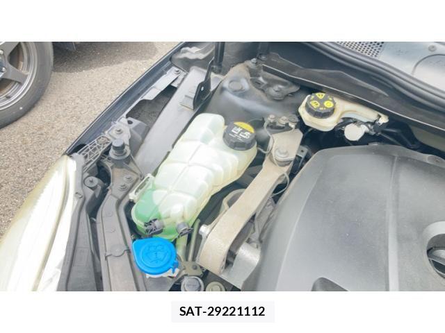 Volvo V40 2017-04 7621132-27