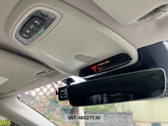 Volvo V40 2016-02 7730418-22