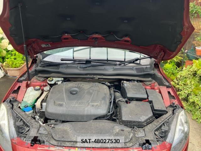 Volvo V40 2016-02 7730418-26
