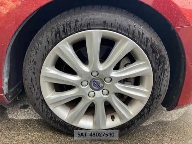 Volvo V40 2016-02 7730418-4