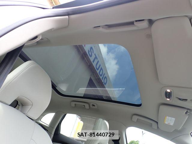 Volvo V40 2013-06 7730422-9