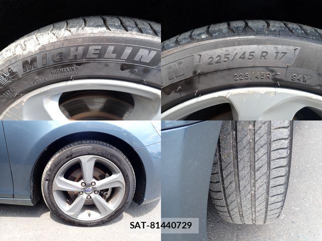 Volvo V40 2013-06 7730422-28