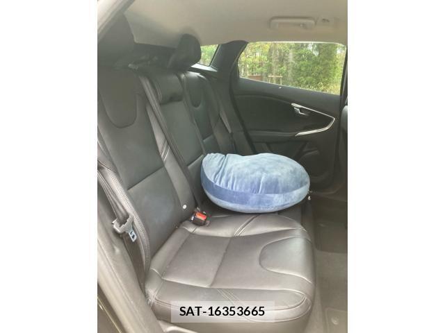 Volvo V40 2015-12 7730420-13