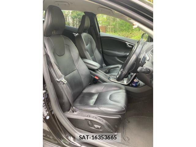 Volvo V40 2015-12 7730420-14