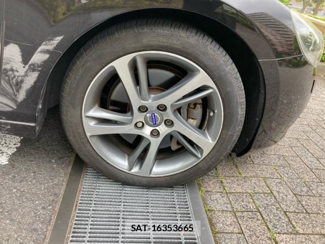 Volvo V40 2015-12 7730420-5