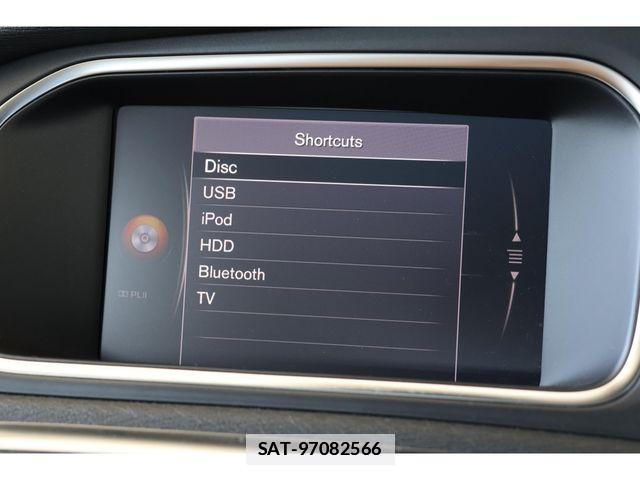 Volvo V40 2019-09 7730417-12