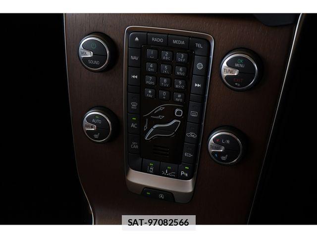 Volvo V40 2019-09 7730417-15