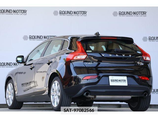 Volvo V40 2019-09 7730417-2