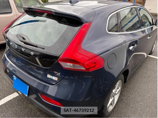 Volvo V40 2013-09 7730423-1