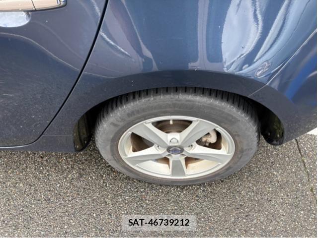 Volvo V40 2013-09 7730423-4