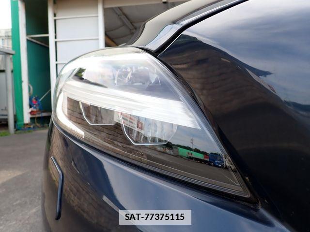 Volvo V40 2016-10 7730415-9