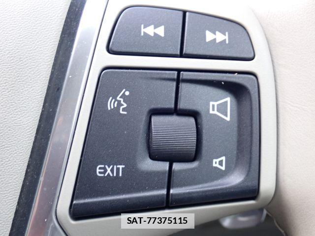 Volvo V40 2016-10 7730415-14