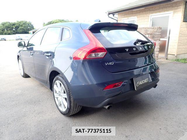 Volvo V40 2016-10 7730415-2