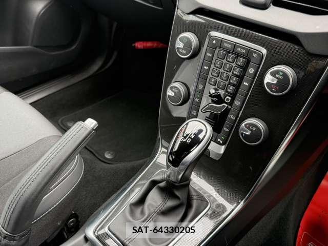 Volvo V40 2016-12 7790268-16