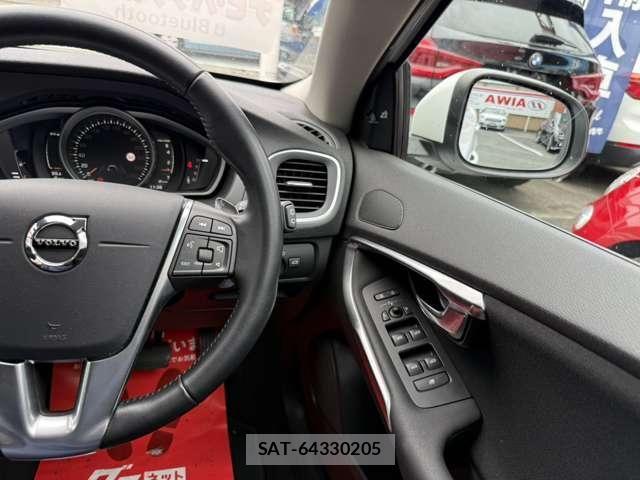 Volvo V40 2016-12 7790268-18