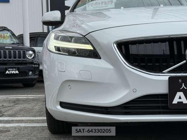 Volvo V40 2016-12 7790268-24