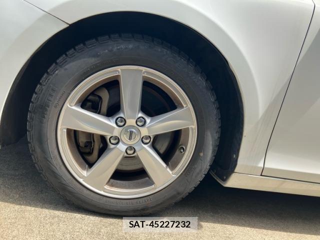 Volvo V40 2016-10 7880317-8