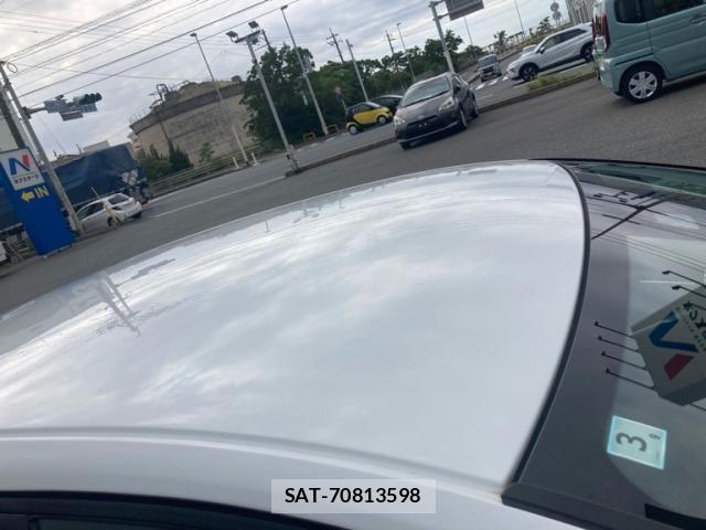 Volvo V40 2018-03 7880323-5
