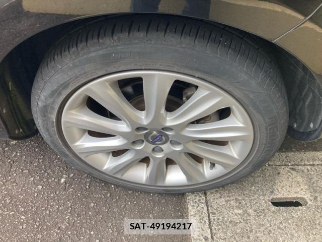 Volvo V40 2015-03 7964306-9