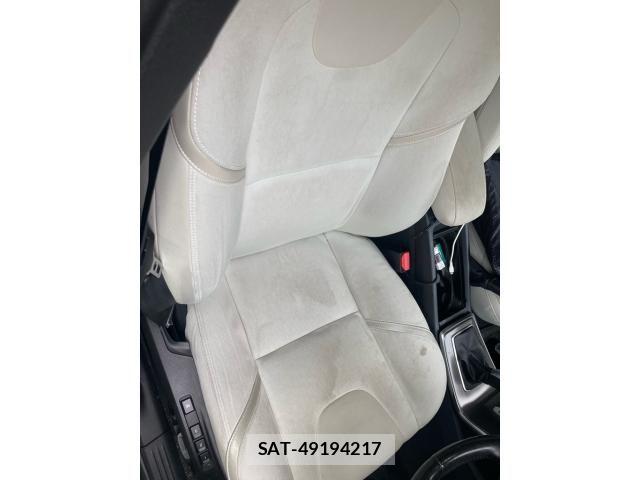 Volvo V40 2015-03 7964306-12