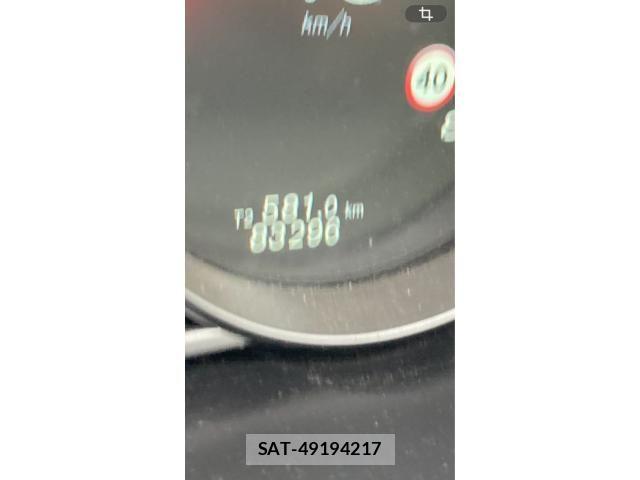 Volvo V40 2015-03 7964306-19