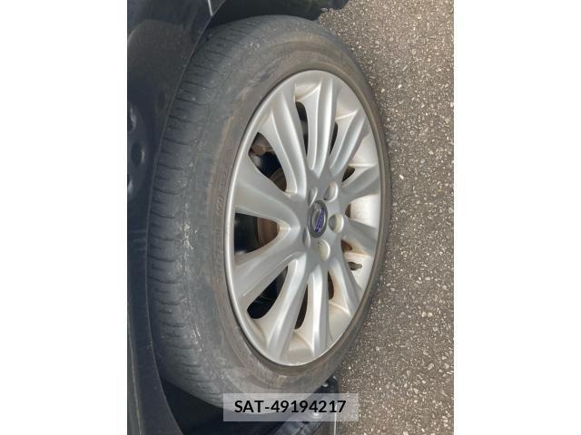 Volvo V40 2015-03 7964306-4