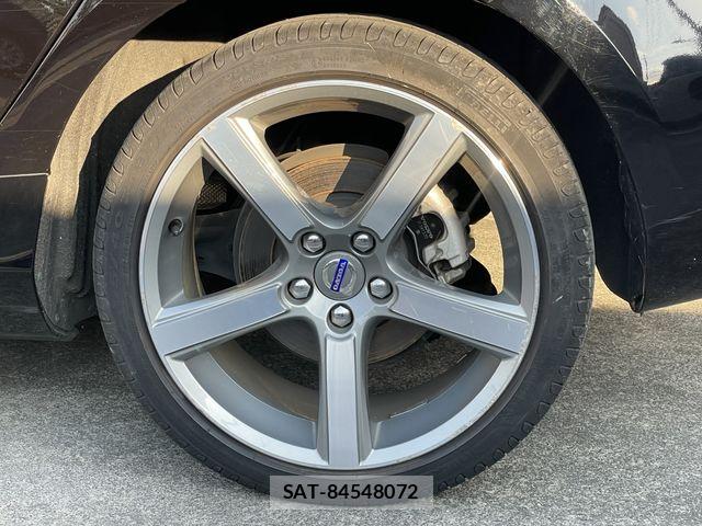 Volvo V40 2017-12 7981470-4