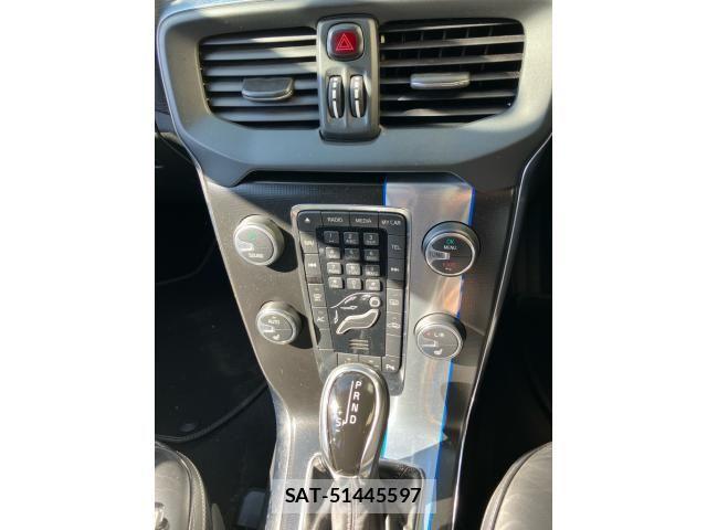 Volvo V40 2013-09 8039038-16