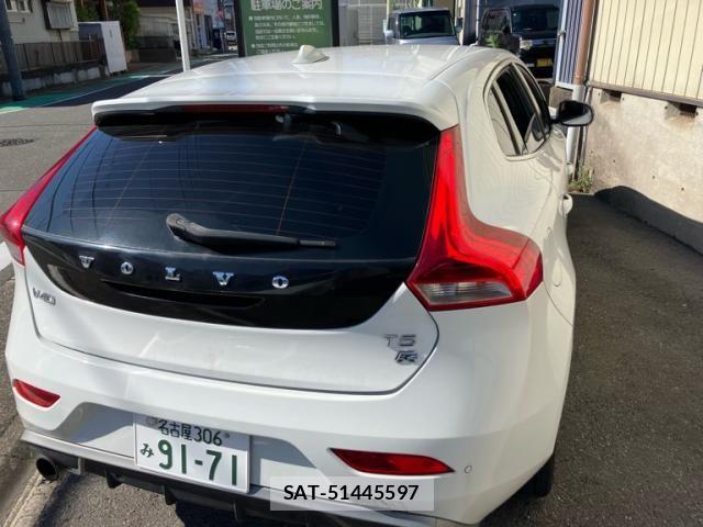 Volvo V40 2013-09 8039038-1