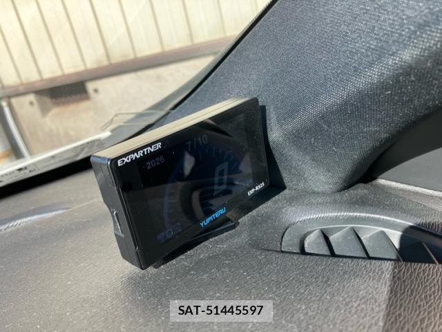 Volvo V40 2013-09 8039038-21