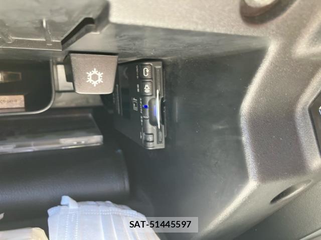 Volvo V40 2013-09 8039038-22