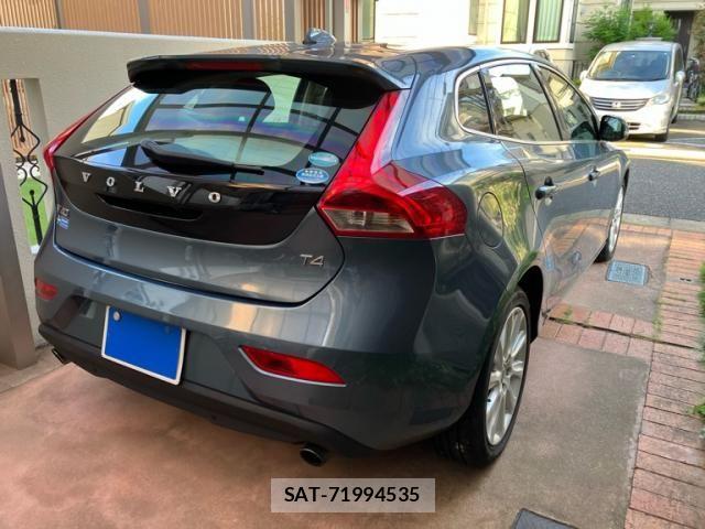 Volvo V40 2013-10 8039037-10