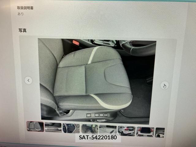Volvo V40 2018-12 8102537-12