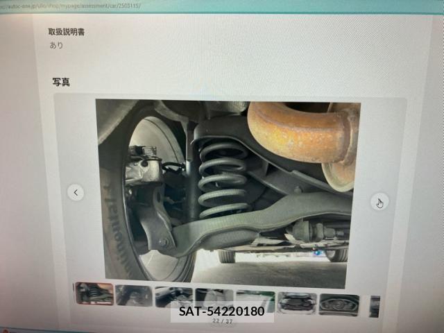 Volvo V40 2018-12 8102537-21