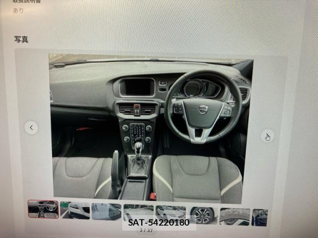 Volvo V40 2018-12 8102537-2