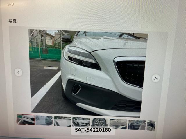 Volvo V40 2018-12 8102537-3