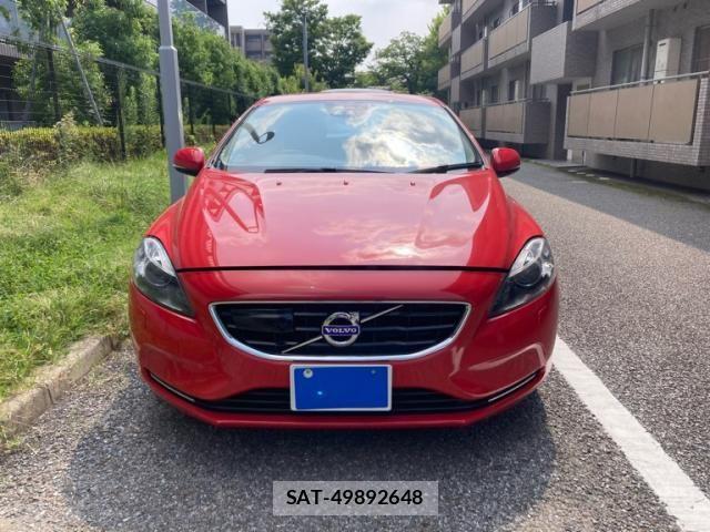 Volvo V40 2014-03 8146948-1