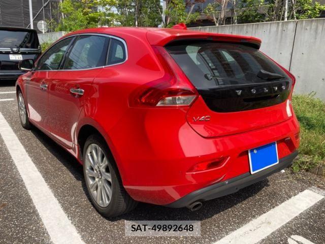 Volvo V40 2014-03 8146948-6