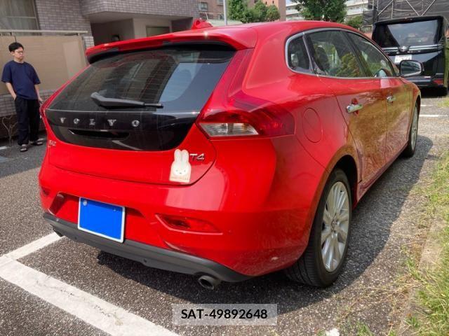 Volvo V40 2014-03 8146948-8