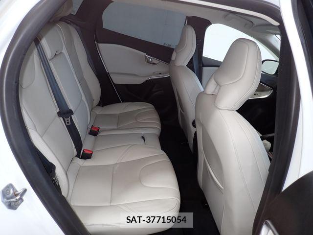 Volvo V40 2015-11 8159482-22